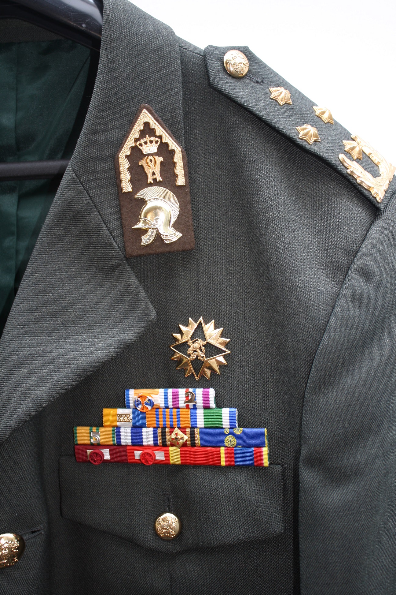 DT2000 Generaal Middendorp als Adjudant van de Koning in buitengewone dienst
