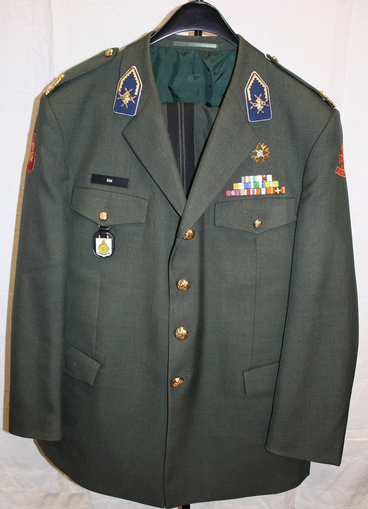 DT2000 Brigadegeneraal Ent
