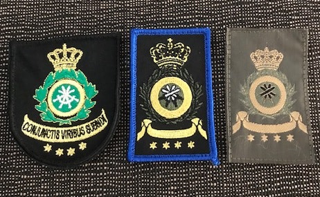 Emblemen gedragen door de staf CDS
