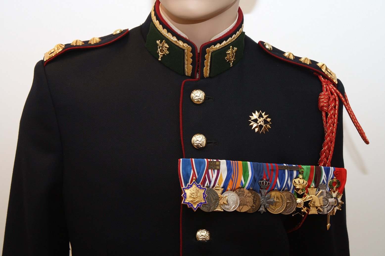 GkT Luitenant Generaal M. de Kruijf detail
