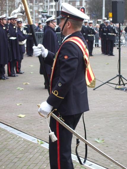 Vaandeldrager_stafadjudant.jpg