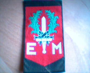mouw_052_1_div_proefmodel_zwarte_strik_DT.jpg