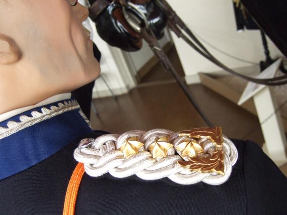 uniform11.JPG