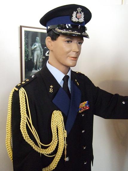 uniform2.JPG