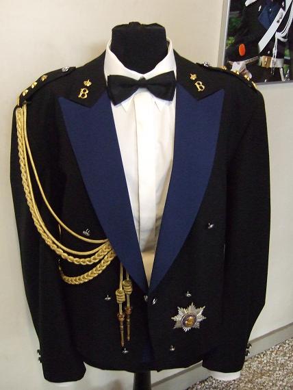 uniform8.JPG