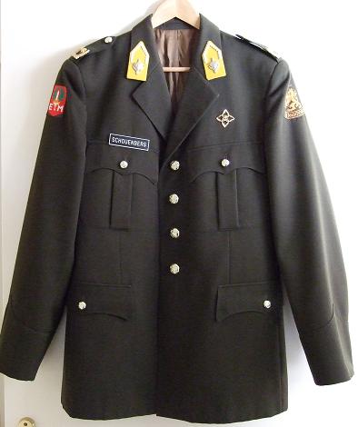 Uniform Generaal Schouenberg
